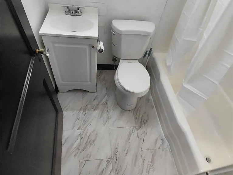 7439 Monticello St — Photo 13