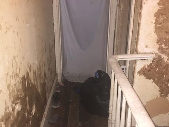 3rd image of 1226 W Firth St