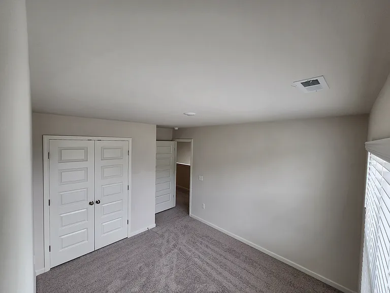 5028 Mifford Ct — Photo 20