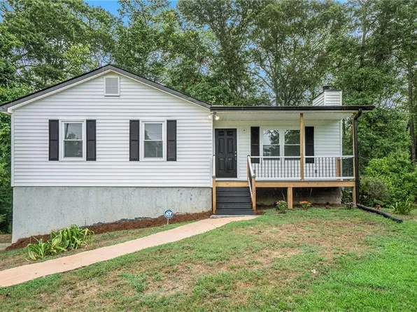 640 Valerie Cir, Hiram, GA 30141