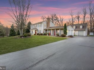 4 Emeraldew Ln, Dillsburg, PA 17019