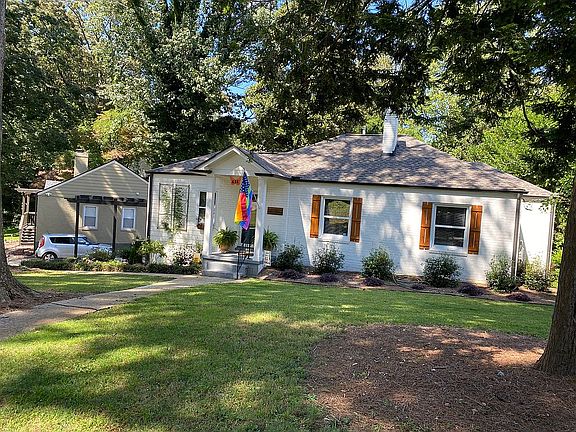 3rd image of 638 S Gordon Cir
