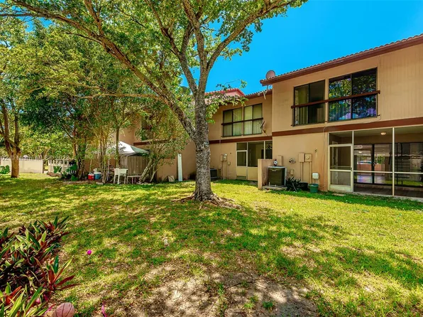 4716 N Sheridan St #4, Hollywood, FL 33021