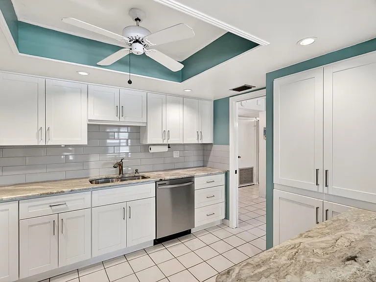 1800 SE Saint Lucie Blvd #11-203 — Photo 19