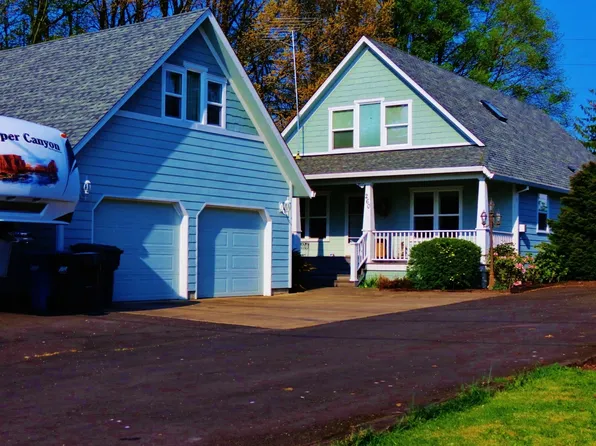 260 Gilles St, Mount Angel, OR 97362