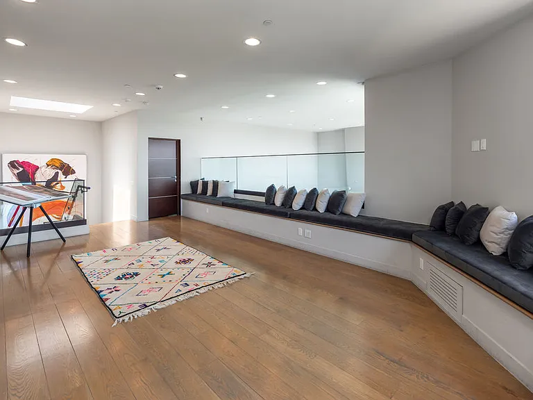 2826 Las Alturas St — Photo 20