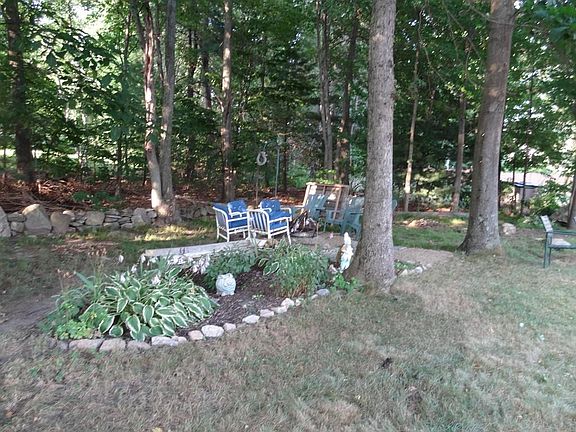 4th image of 35 Toblin Hill Dr