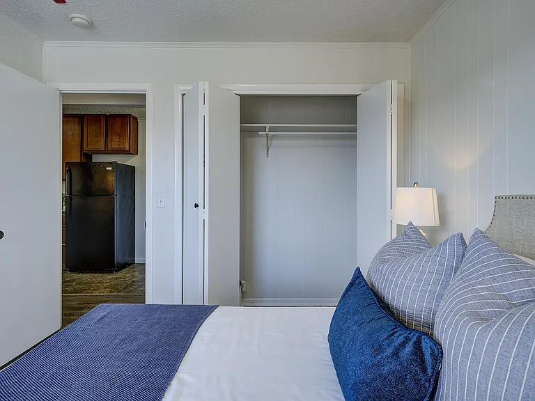 808 Carolina Dr #201 — Photo 9