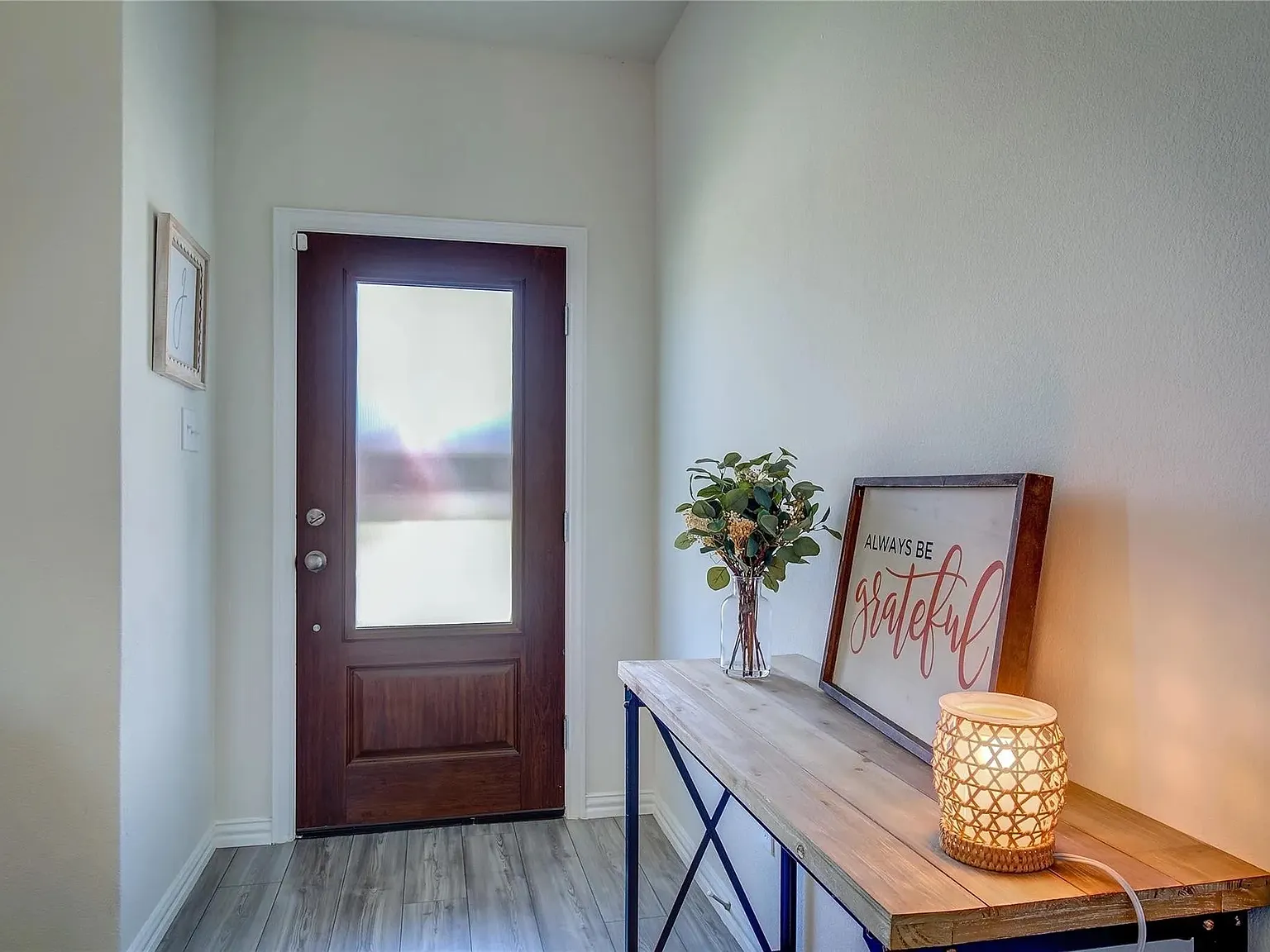 3 bed, 1426 sqft, $2,095 — Photo 3