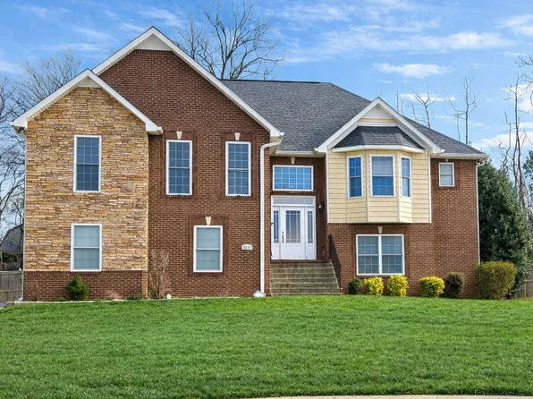 2235 Jasmine Dr, Clarksville, TN 37043