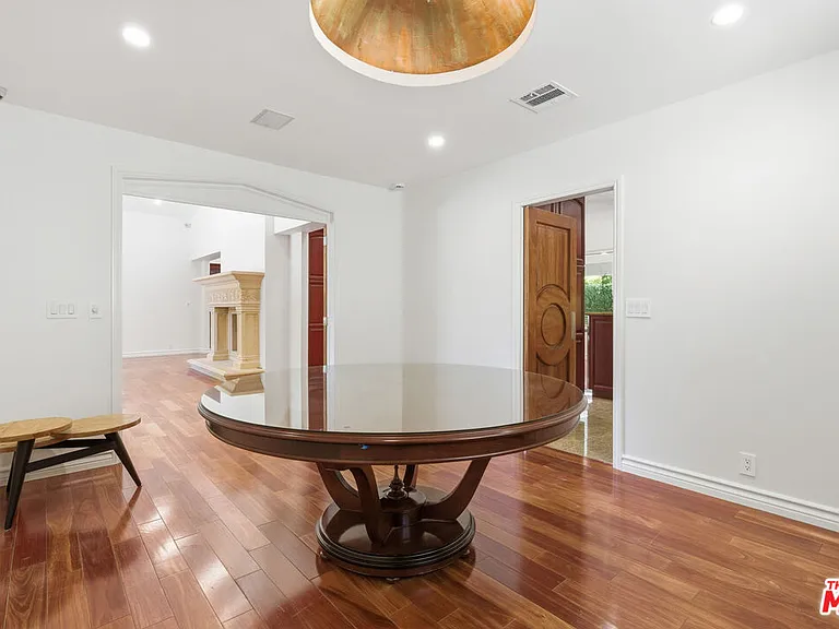 999 Casiano Rd — Photo 11
