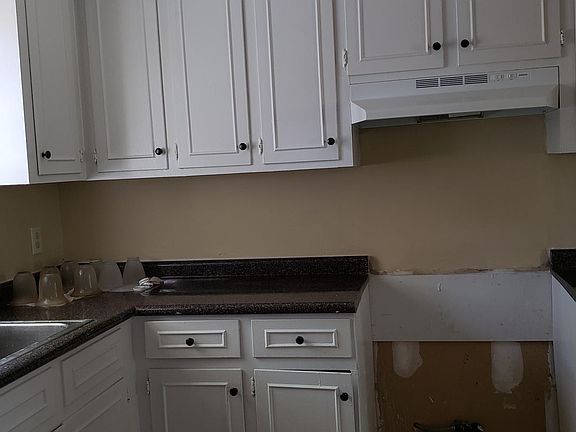 Kitchen (appliances coming soon!)
