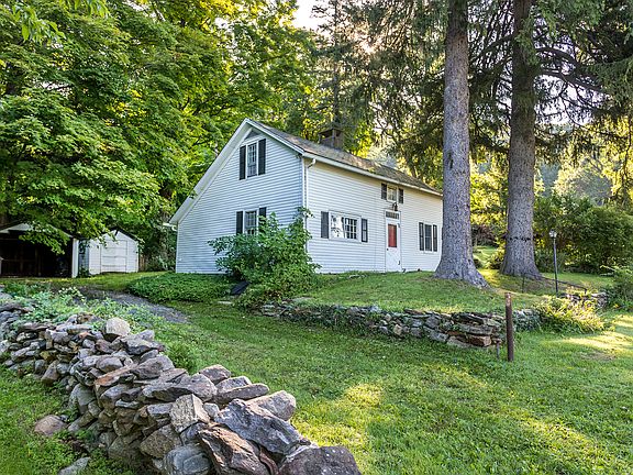 9 Maple Street Extension