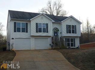 556 Redbud Ln, Mount Airy, GA 30563