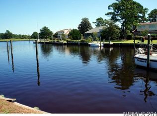 6108 Gondolier Dr, New Bern, NC 28560