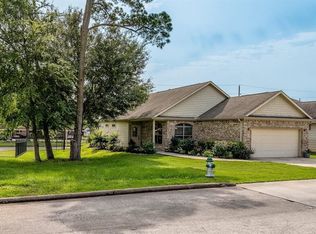 128 Snug Harbor Dr, Montgomery, TX 77356