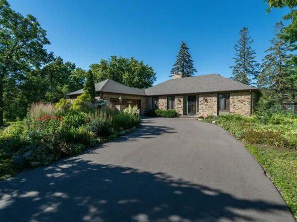 8541 Riverview Ln N, Brooklyn Park, MN 55444