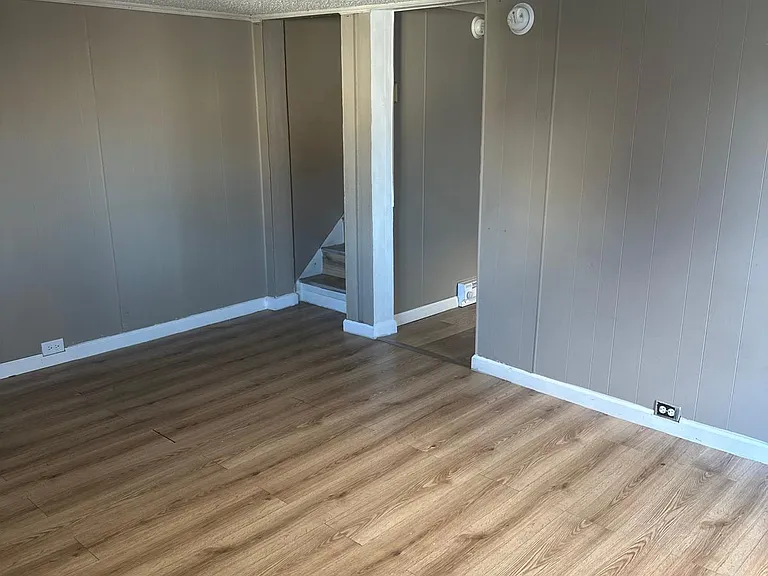 38 E Ridge St — Photo 6