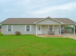 1705 E Stoddard St, Dexter, MO 63841