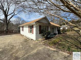 1015 Field Ave, Fieldale, VA 24089