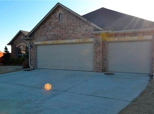 4716 Elk Creek Dr, Yukon, OK 73099