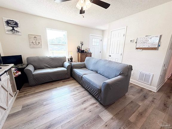 3rd image of 4920 La Ceiba Dr