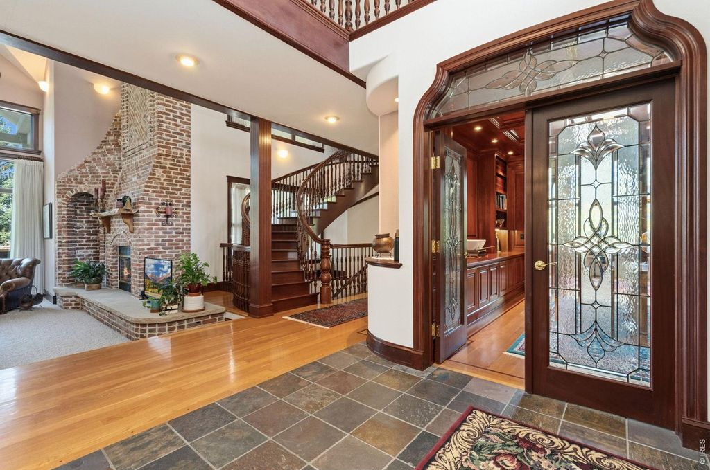 7733 Park Ridge Cir