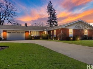 1733 Camellia Ln, Schaumburg, IL 60173