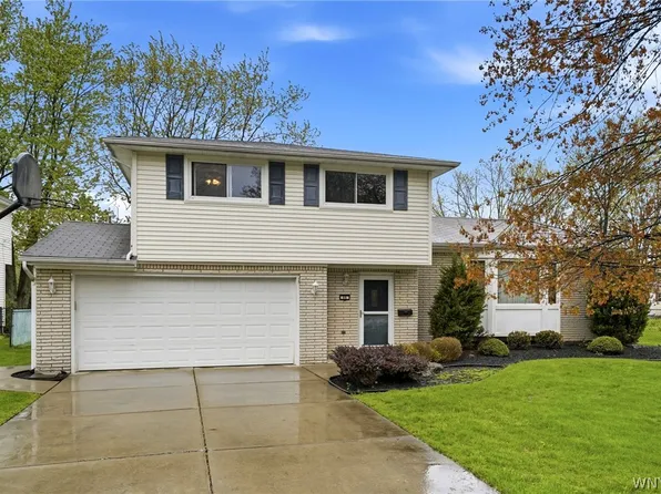86 Tartan Ln, Buffalo, NY 14221