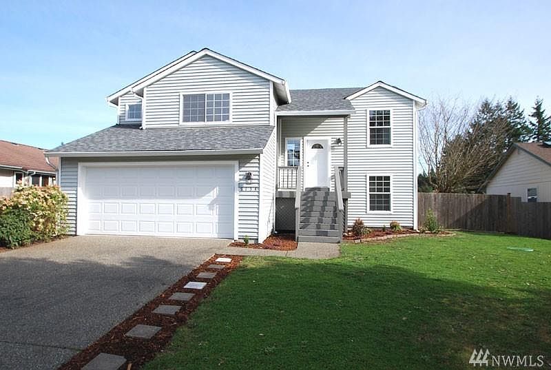 1st image of 9134 Deni Dr NE