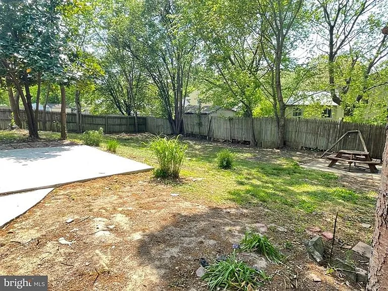 13301 Coldwater Dr — Photo 16