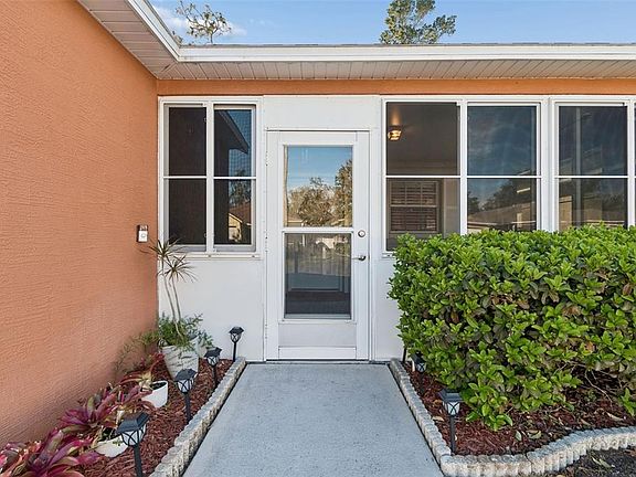 5th image of 7917 Chadwick Dr