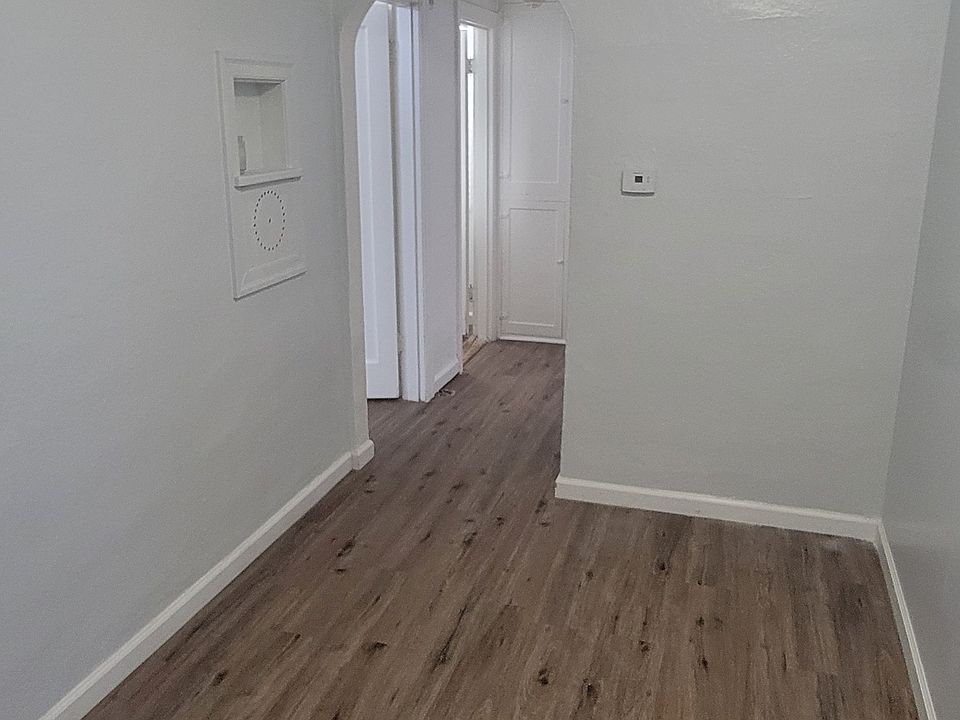 1st image of 50 N University Ave #4