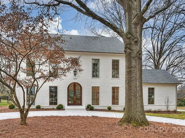 5300 Lansing Dr, Charlotte, NC 28270