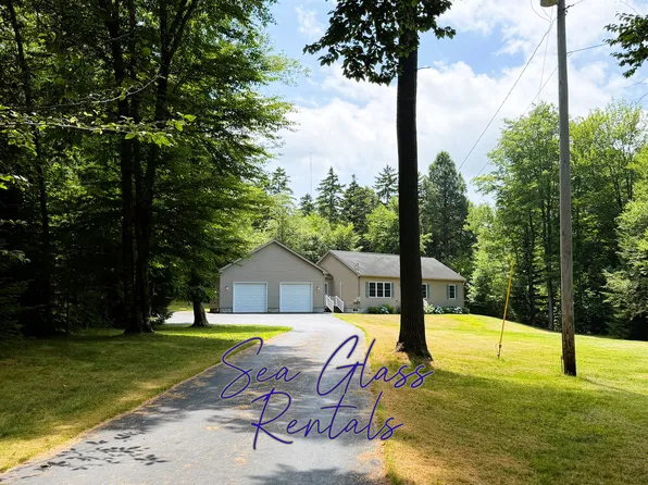 (undisclosed Address), Brunswick, ME 04011