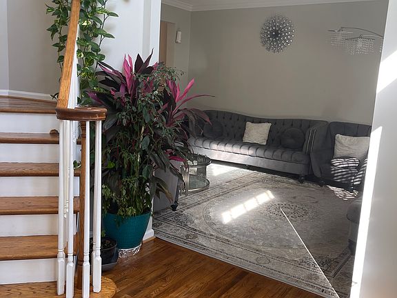 4th image of 7910 Cranford Farm Cir