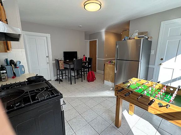 3rd image of 12 Dayton St APT 2
