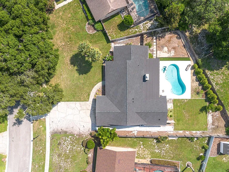 5829 Pitch Pine Dr — Photo 36