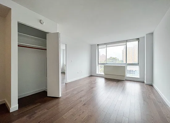 Rented by Kahen Properties | media 25