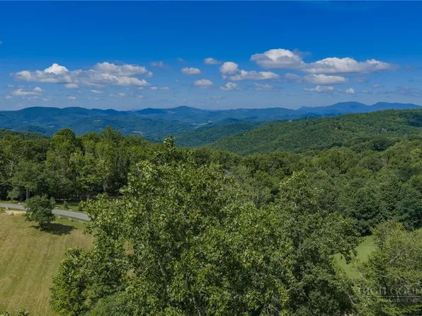 F-22 Old McGuire Road, Banner Elk, NC 28622