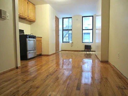 Rented by FirstService Realty (legacy) | media 18