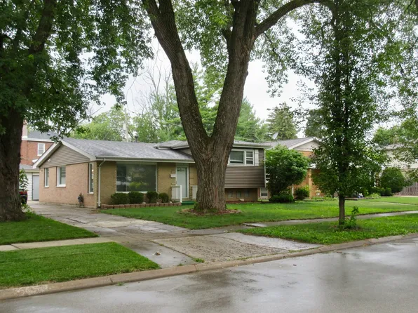 10934 Oxford Ave, Chicago Ridge, IL 60415