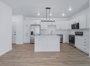 2465 62nd Ave S #101, Fargo, ND