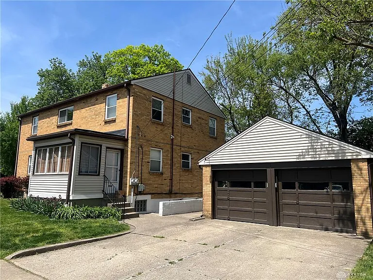 1922 Shroyer Rd — Photo 3