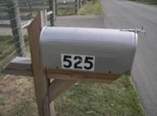 525 Menelaus Rd, Berea, KY 40403