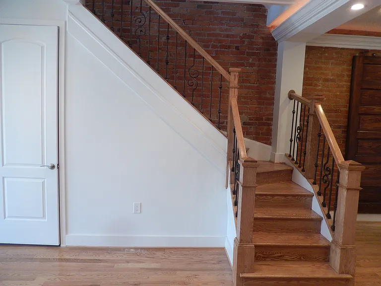 710 7th St SE #5BDRMS — Photo 6