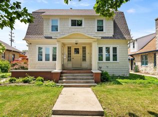 3017 S 43rd St, Milwaukee, WI 53219