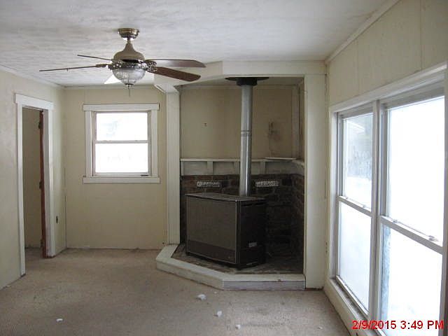 2nd image of 310 S Walhalla Rd