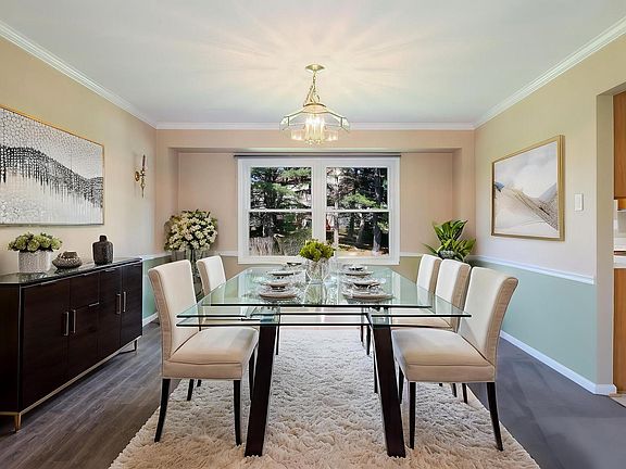 5th image of 9 Caldwell Cir