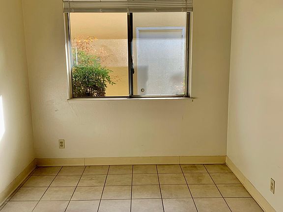 2nd image of 3720 Peacock Ct #2